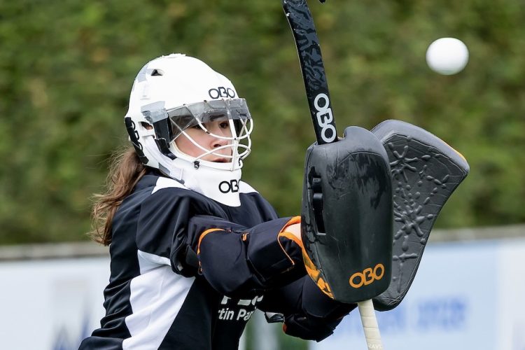 Hockey, Seizoen 2023-2024, 20-04-2024, Delft,  Jeugdhockey, MO16-1 Ring Pass - Zwolle 1-2, keeper Pip Verrest